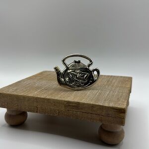 Vintage Lillian Vernon Teapot  Silver Plated Napkin Ring Set of 4‎ with Box